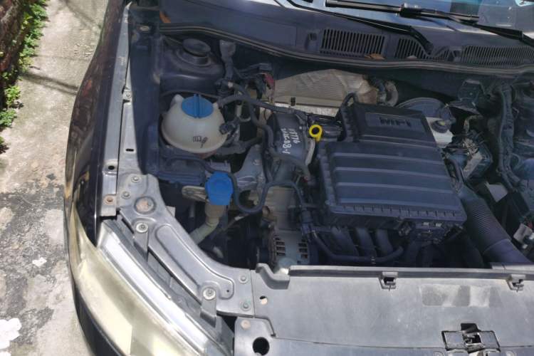 Used Volkswagen Lavida 2013 Restyled Classic 1.6L Automatic Comfort Edition Engine Bay Right