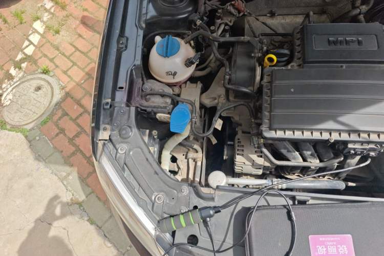 Used Volkswagen Lavida 2013 Restyled Classic 1.6L Automatic Comfort Edition Engine Bay Right