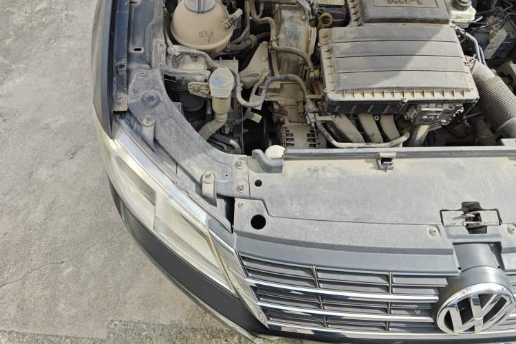 Used Volkswagen Lavida 2013 Restyled Classic 1.6L Automatic Comfort Edition Engine Bay Right