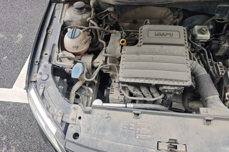 Used Volkswagen Lavida 2013 Restyled Classic 1.6L Automatic Comfort Edition Engine Bay Right