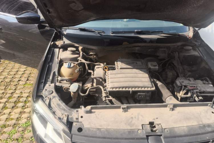Used Volkswagen Lavida 2013 Restyled Classic 1.6L Automatic Comfort Edition Engine Bay Right