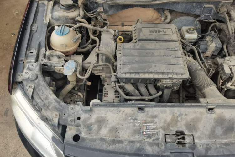 Used Volkswagen Lavida 2013 Restyled Classic 1.6L Automatic Comfort Edition Engine Bay Right