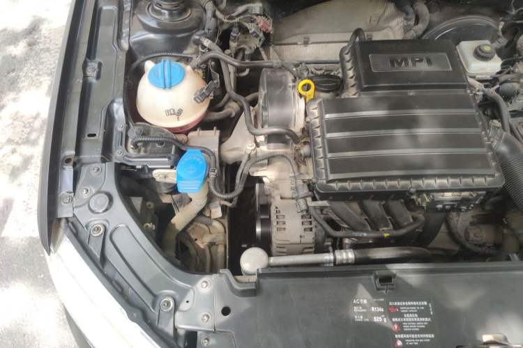 Used Volkswagen Lavida 2013 Restyled Classic 1.6L Automatic Comfort Edition Engine Bay Right