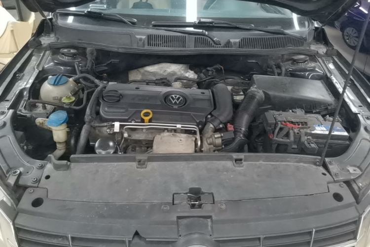 Used Volkswagen Lavida 2013 Revised Version 1.4 TSI DSG Comfort Edition Engine Bay