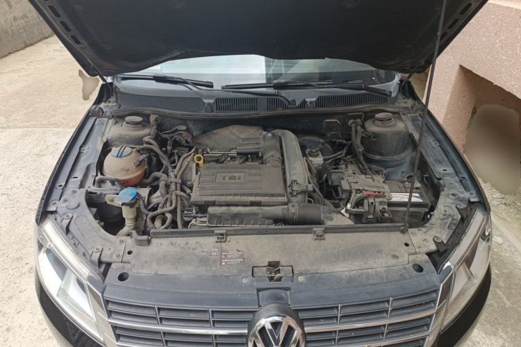 Used Volkswagen Lavida 2013 1.4TSI Manual Comfort Edition Engine Bay