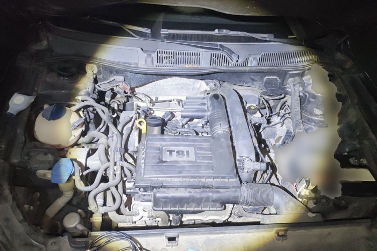 Used Volkswagen Lavida 2013 Revised Version 1.4 TSI DSG Comfort Edition Engine Bay
