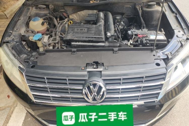 Used Volkswagen Lavida 2013 Revised Version 1.4 TSI DSG Comfort Edition Engine Bay