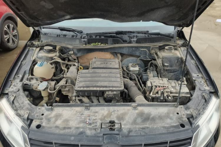 Used Volkswagen Lavida 2013 Restyled Classic 1.6L Automatic Comfort Edition Engine Bay