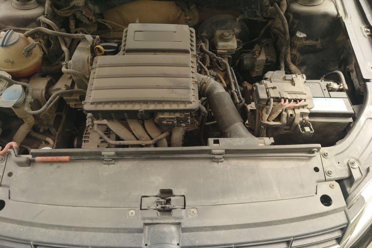 Used Volkswagen Lavida 2013 Restyled Classic 1.6L Automatic Comfort Edition Engine Bay
