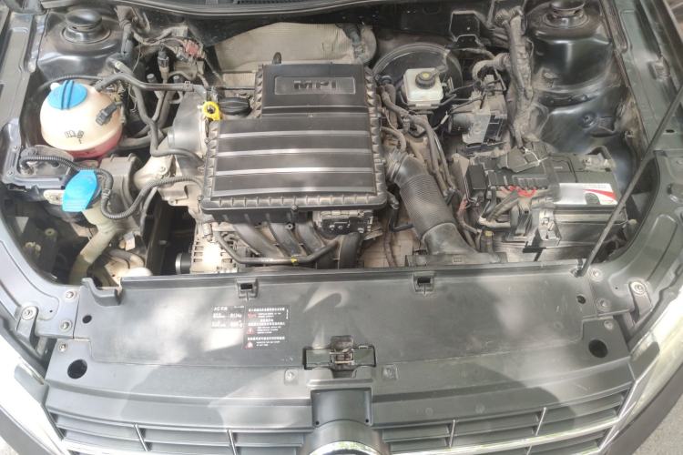 Used Volkswagen Lavida 2013 Restyled Classic 1.6L Automatic Comfort Edition Engine Bay