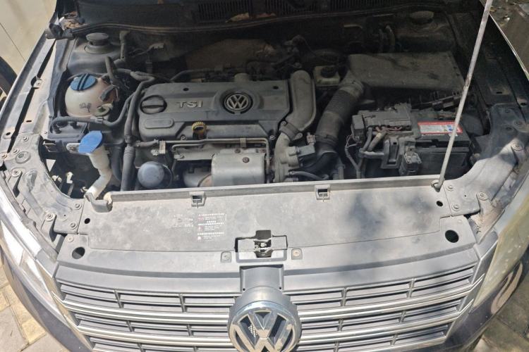 Used Volkswagen Lavida 2013 1.4TSI DSG Comfort Edition Engine Bay