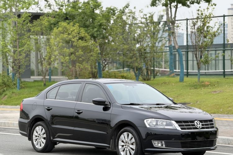 Used Volkswagen Lavida 2013 Restyled Classic 1.6L Automatic Comfort Edition Exterior 1