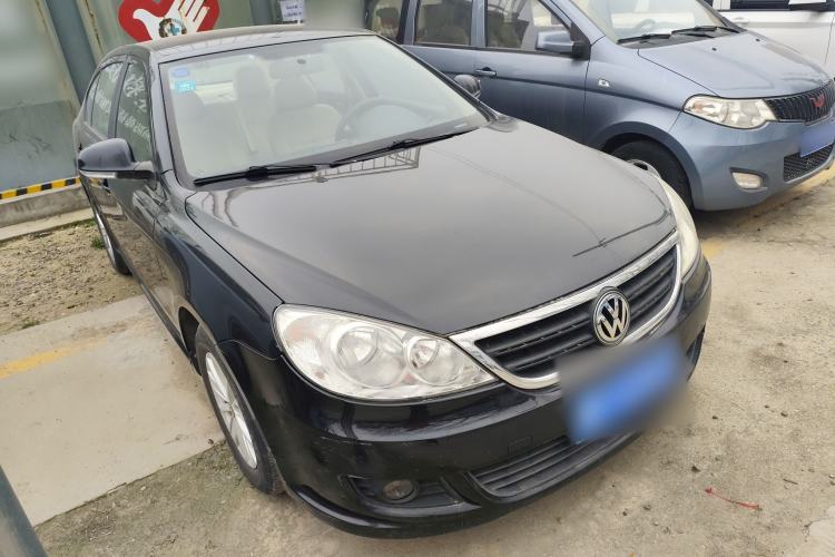 Used Volkswagen Lavida 2013 Classic 1.6L Manual Fashion Edition Exterior 1