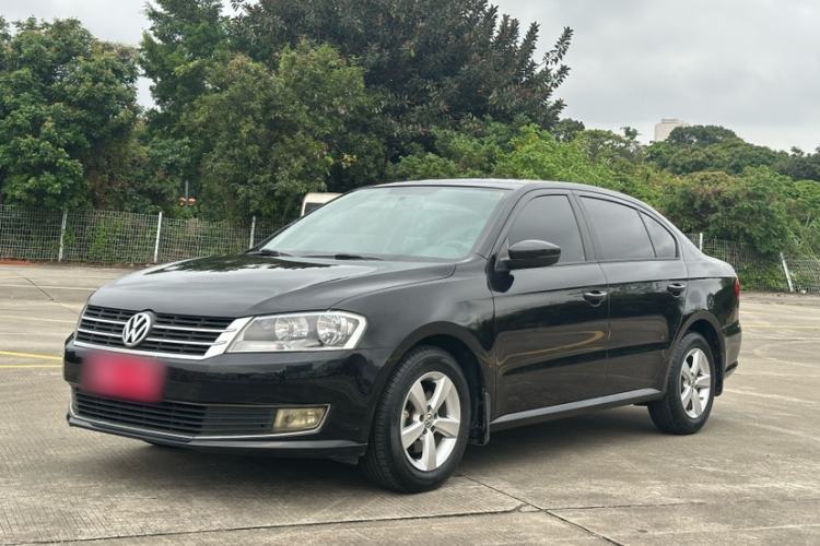 Used Volkswagen Lavida 2013 Revised Classic 1.6L Automatic Fashion Edition Exterior 1
