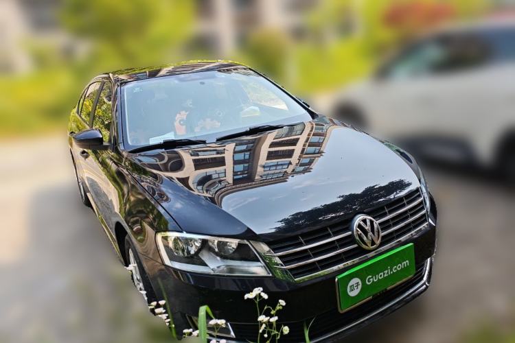 Used Volkswagen Lavida 2013 Restyled Classic 1.6L Automatic Comfort Edition Exterior 2