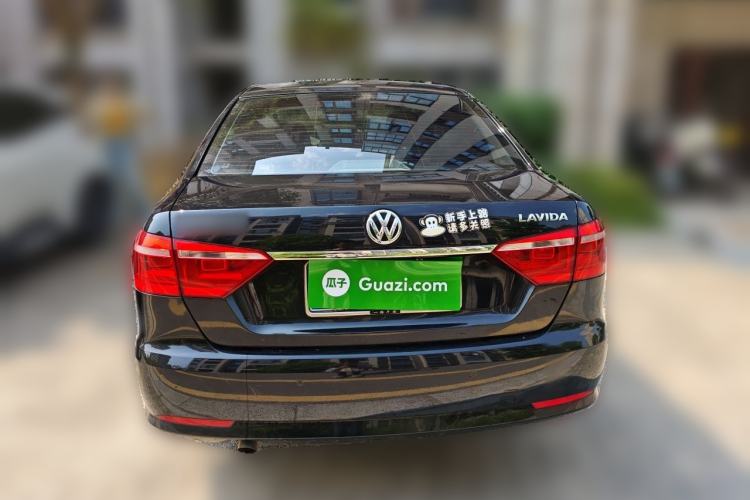 Used Volkswagen Lavida 2013 Restyled Classic 1.6L Automatic Comfort Edition Exterior 4