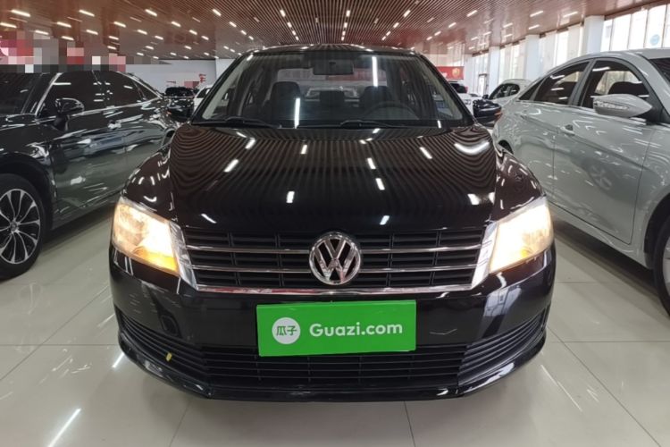 Used Volkswagen Lavida 2013 Revised Classic 1.6L Manual Fashion Edition Front