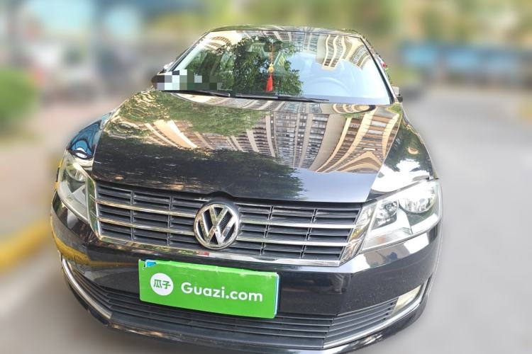 Used Volkswagen Lavida 2013 Revised Classic 1.6L Manual Fashion Edition Front