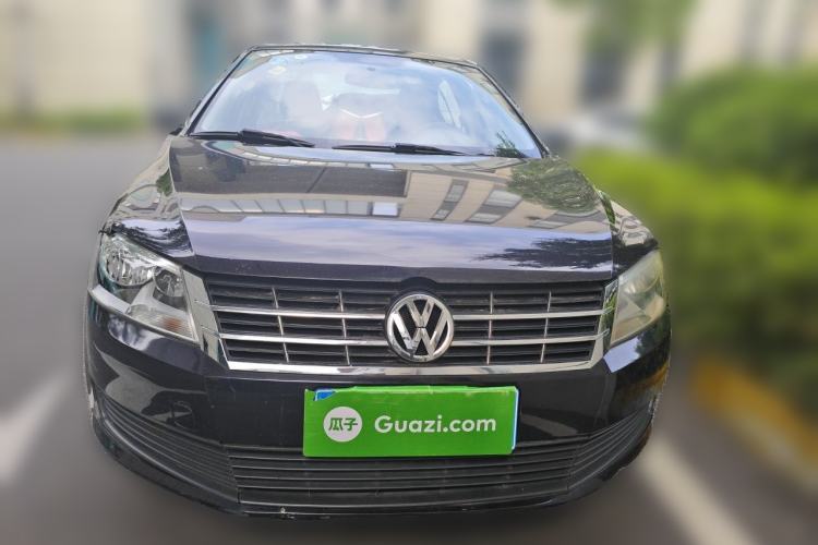 Used Volkswagen Lavida 2013 Classic 1.6L Automatic Fashion Edition Front