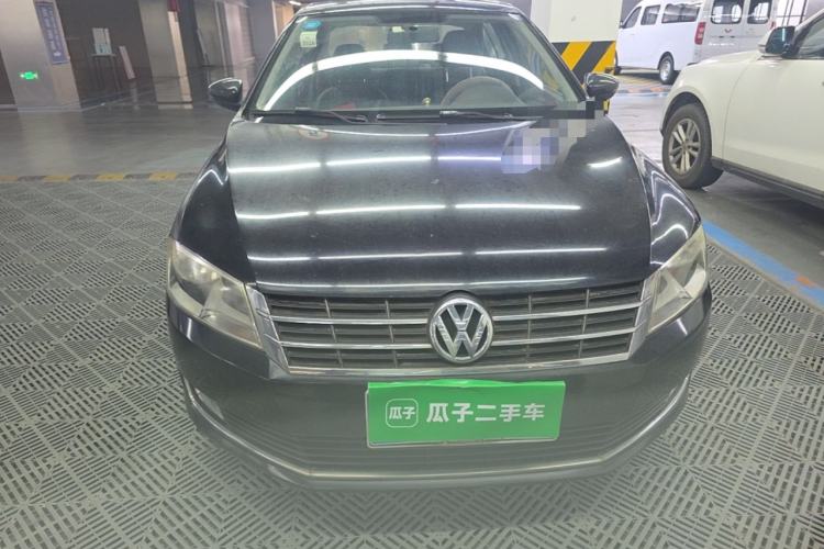 Used Volkswagen Lavida 2013 Restyled Classic 1.6L Manual Comfort Edition Front