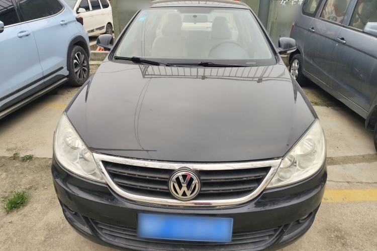 Used Volkswagen Lavida 2013 Classic 1.6L Manual Fashion Edition Front