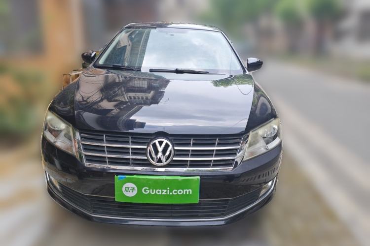 Used Volkswagen Lavida 2013 Restyled Classic 1.6L Manual Comfort Edition Front