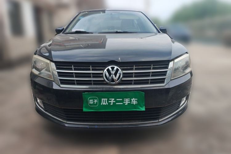 Used Volkswagen Lavida 2013 1.4TSI Manual Comfort Edition Front