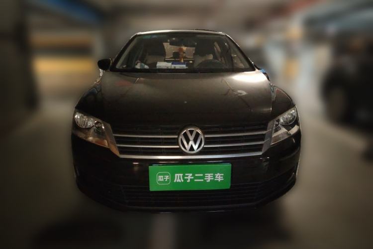 Used Volkswagen Lavida 2013 Revised Classic 1.6L Manual Fashion Edition Front