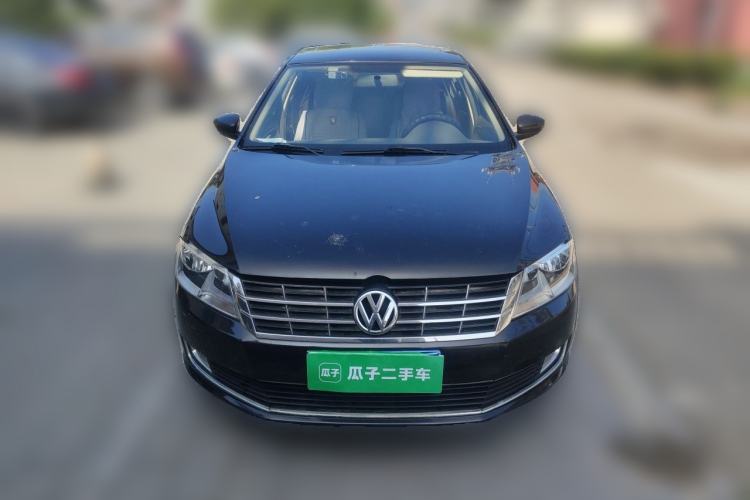 Used Volkswagen Lavida 2013 1.6L Manual Comfort Edition Front
