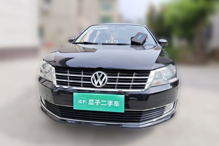Used Volkswagen Lavida 2013 Restyled Classic 1.6L Manual Comfort Edition Front