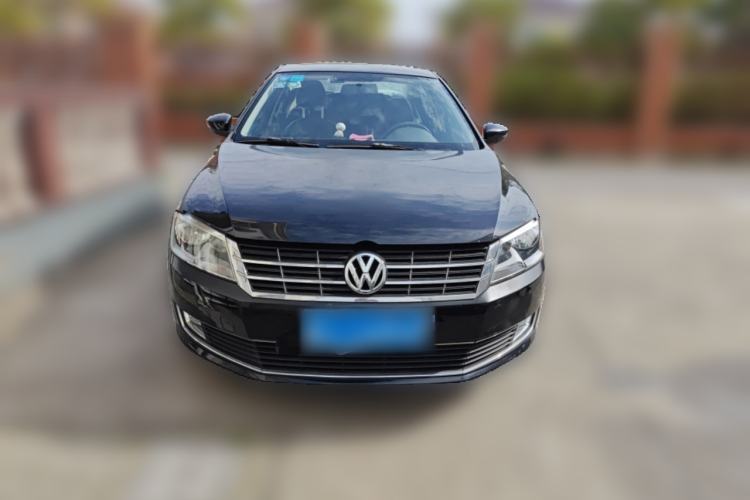 Used Volkswagen Lavida 2013 Restyled Classic 1.6L Automatic Comfort Edition Front