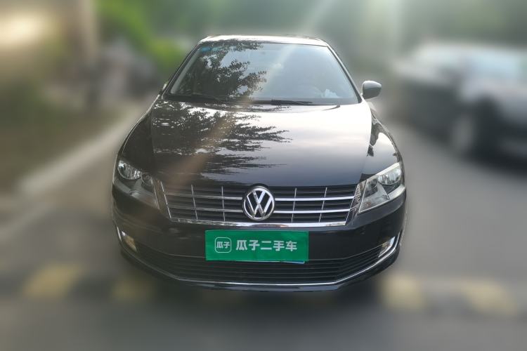 Used Volkswagen Lavida 2013 Restyled Classic 1.6L Manual Comfort Edition Front