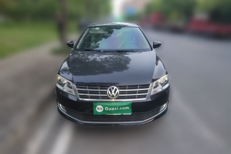 Used Volkswagen Lavida 2013 1.6L Manual Comfort Edition Front