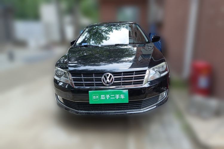 Used Volkswagen Lavida 2013 Restyled Classic 1.6L Manual Comfort Edition Front