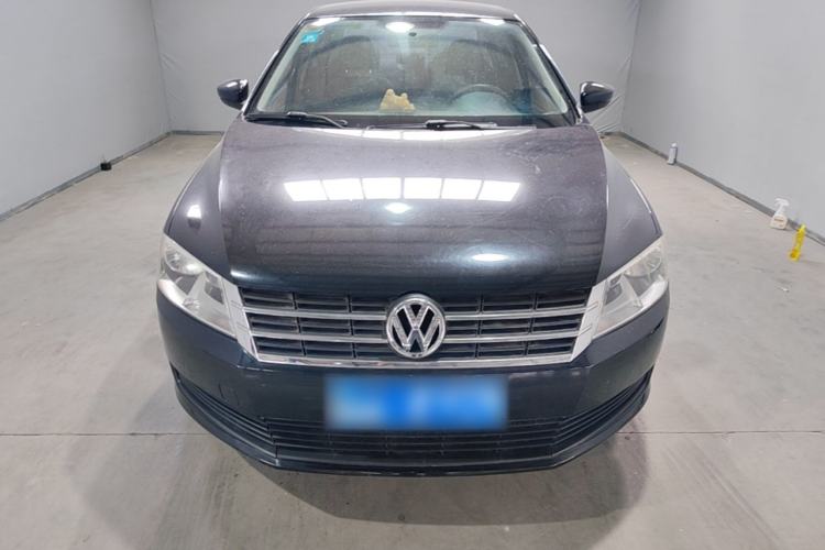 Used Volkswagen Lavida 2013 Revised Classic 1.6L Automatic Fashion Edition Front