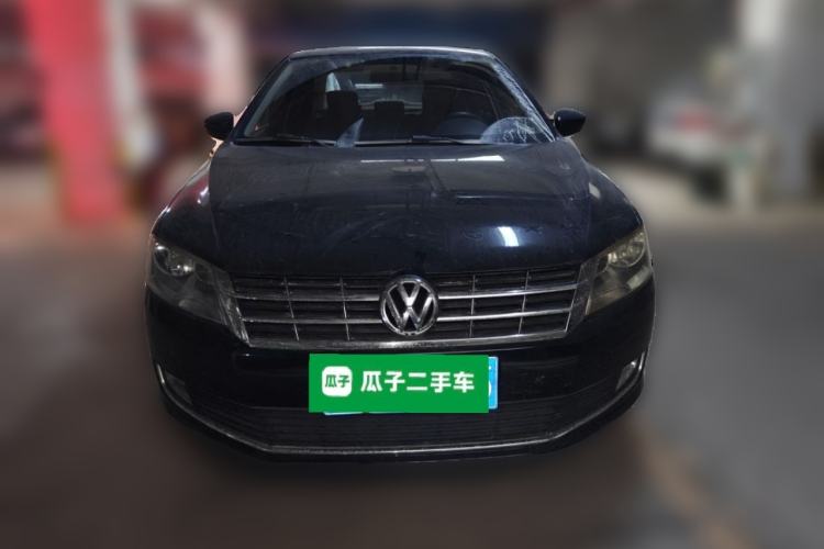 Used Volkswagen Lavida 2013 Restyled Classic 1.6L Manual Comfort Edition Front
