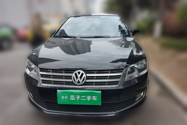 Used Volkswagen Lavida 2013 Restyled Classic 1.6L Manual Comfort Edition Front