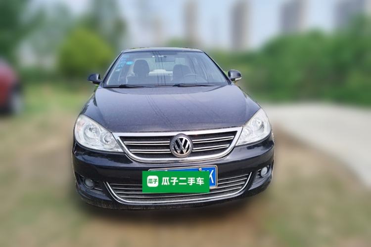 Used Volkswagen Lavida 2013 1.6L Manual Fashion Edition Front