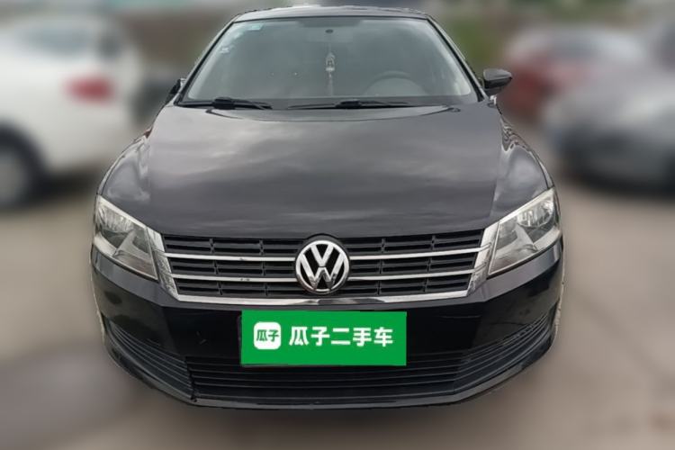 Used Volkswagen Lavida 2013 1.6L Manual Fashion Edition Front