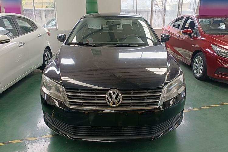 Used Volkswagen Lavida 2013 Revised Classic 1.6L Automatic Fashion Edition Front