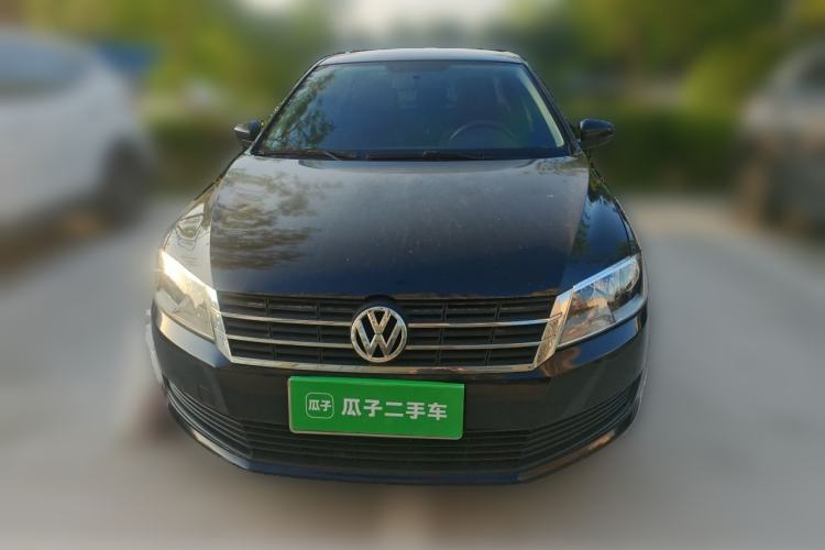 Used Volkswagen Lavida 2013 Revised Classic 1.6L Manual Fashion Edition Front