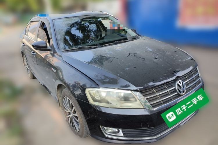 Used Volkswagen Lavida 2013 Revised Version 1.4 TSI DSG Comfort Edition Front Right 45 Deg