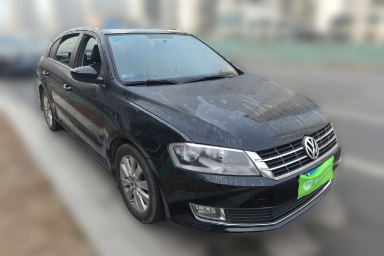 Used Volkswagen Lavida 2013 Revised Version 1.4 TSI Manual Comfort Edition Front Right 45 Deg