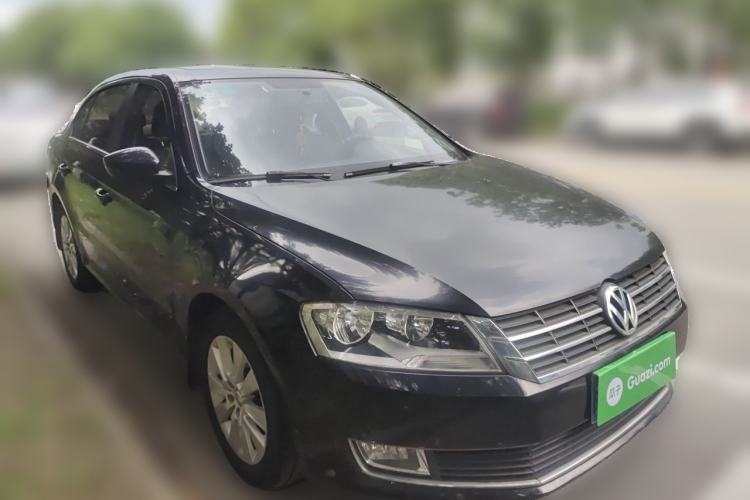 Used Volkswagen Lavida 2013 Restyled Classic 1.6L Manual Comfort Edition Front Right 45 Deg