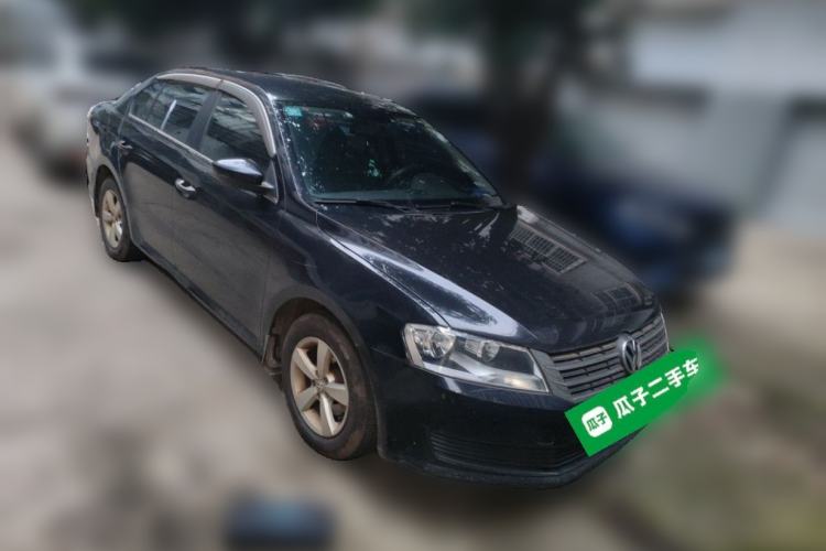 Used Volkswagen Lavida 2013 Revised Classic 1.6L Manual Fashion Edition Front Right 45 Deg