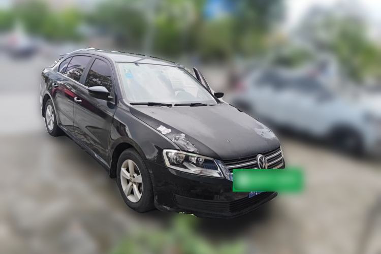 Used Volkswagen Lavida 2013 Revised Classic 1.6L Manual Fashion Edition Front Right 45 Deg