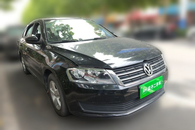 Used Volkswagen Lavida 2013 Revised Classic 1.6L Manual Fashion Edition Front Right 45 Deg