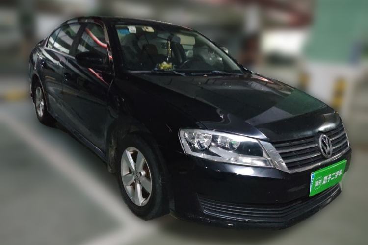 Used Volkswagen Lavida 2013 Revised Classic 1.6L Manual Fashion Edition Front Right 45 Deg