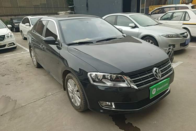 Used Volkswagen Lavida 2013 Restyled Classic 1.6L Automatic Comfort Edition Front Right 45 Deg