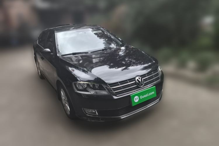 Used Volkswagen Lavida 2013 Restyled Classic 1.6L Manual Comfort Edition Front Right 45 Deg